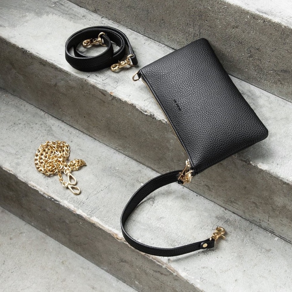 Angela Roi brand new sold out zuri multi Signet